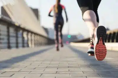 Comment se préparer efficacement pour la distance d'un semi-marathon : conseils et astuces